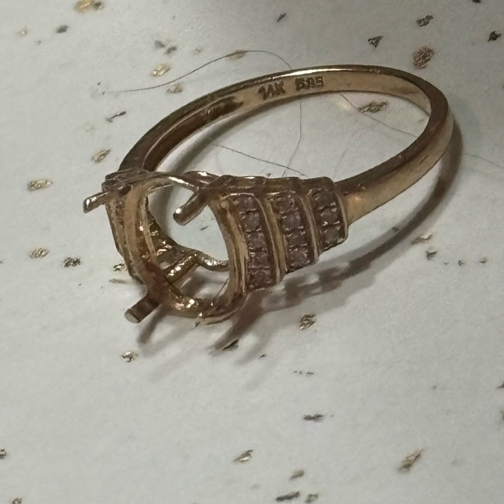 14 karat gold diamond ring housing size 6.5